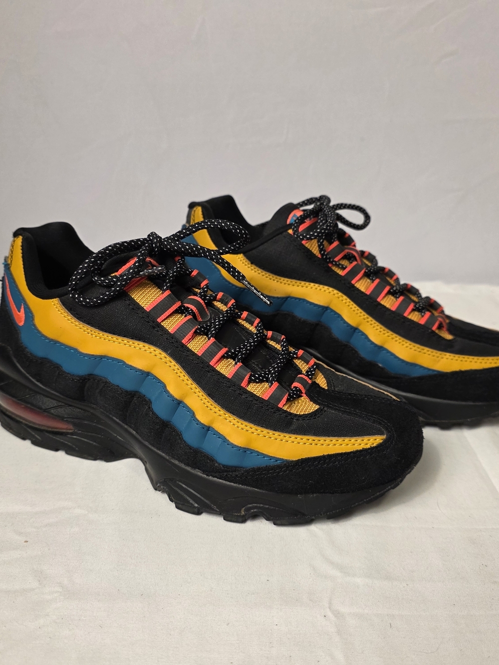 Nike Air Max 95 CU1095-001 Black Yellow Teal Orange Sneakers Youth Size 5Y